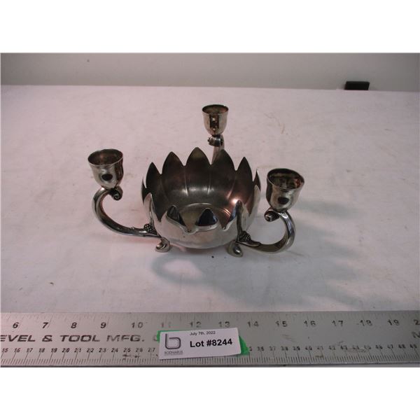 Candle holder centerpiece