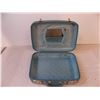Image 2 : Small suitcase, very nice condition
