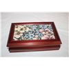 Image 2 : Jewelry Box with jewelry and misc