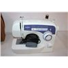 Image 4 : *Brother sewing Machine with case