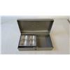 Image 3 : Cash box, skillet with lid and 10 cloths