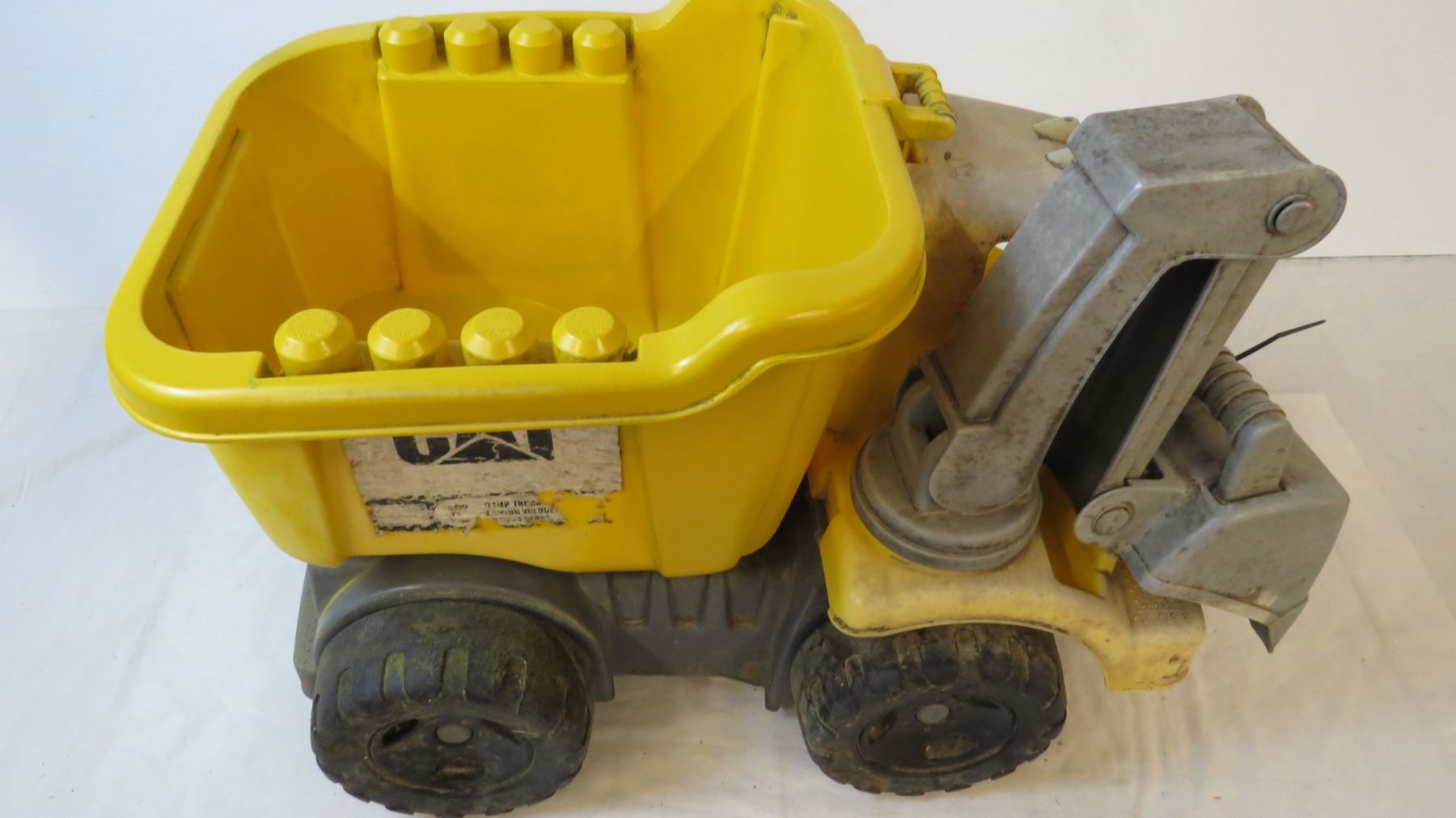 Large plastic dump truck CAT