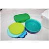 Image 2 : *Green Tote with lid and various Tupperware