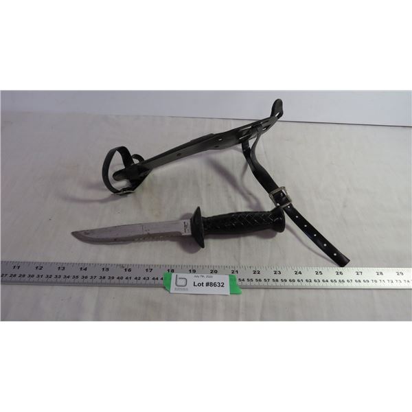 Knife with Carrying Case