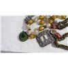 Image 4 : Vintage Jewelry-some needing repair and beads