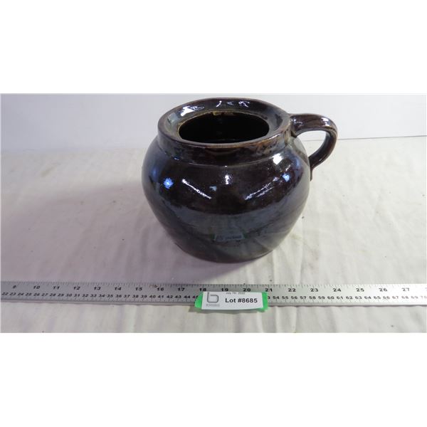 Stoneware Pot with Handle