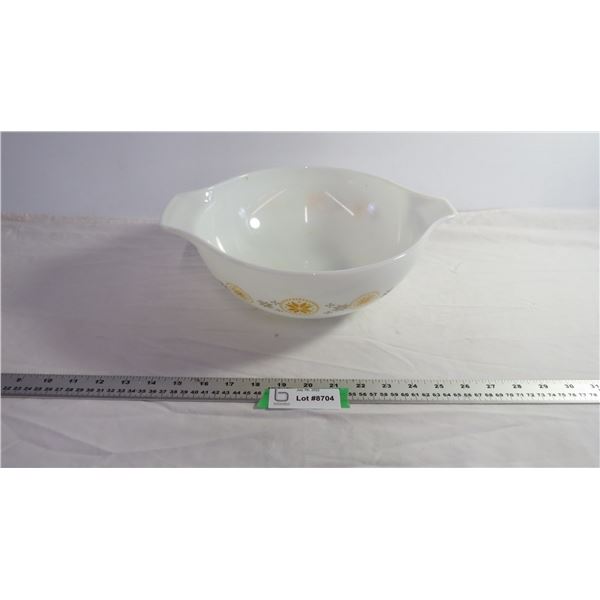 Pyrex Bowl