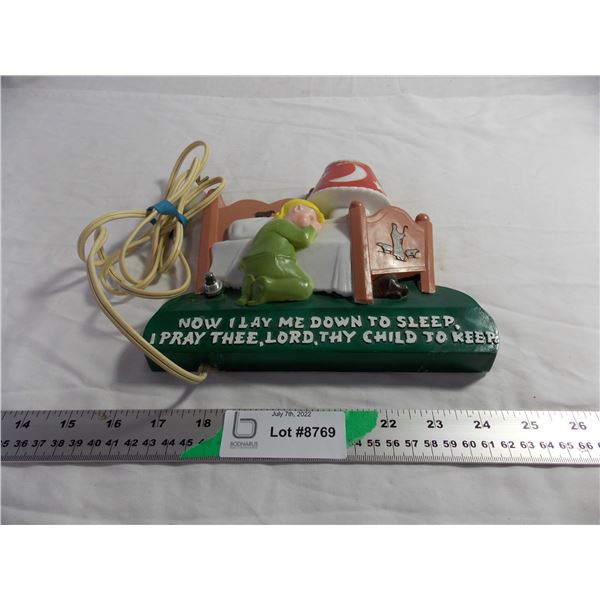Vintage Praying Nightlight (tested working)