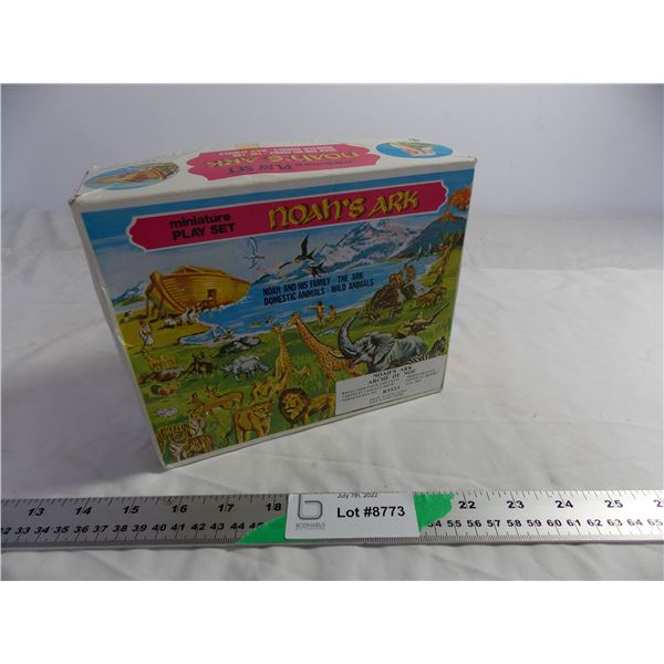 Vintage Noah’s Ark Playset