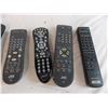 Image 3 : (7) assorted remote controls