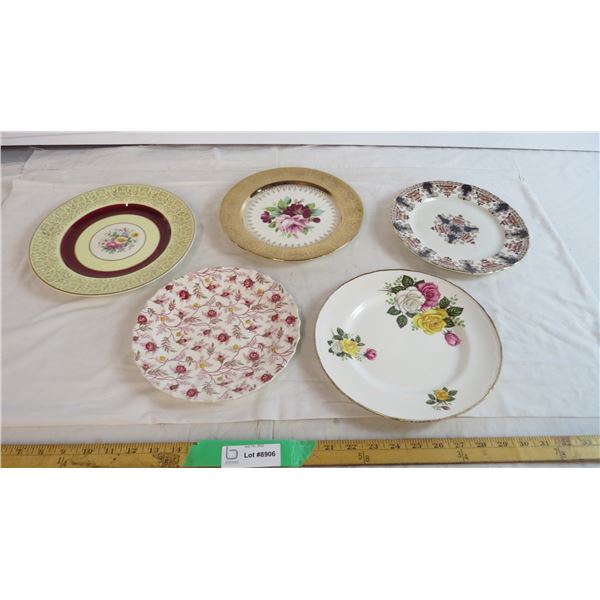 Royal Swan plate and other assorted plates
