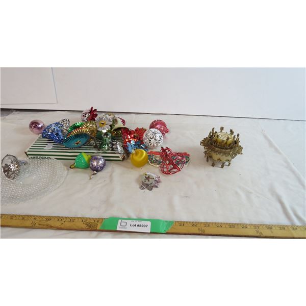 Bent Metal can candle holder and assorted ornaments