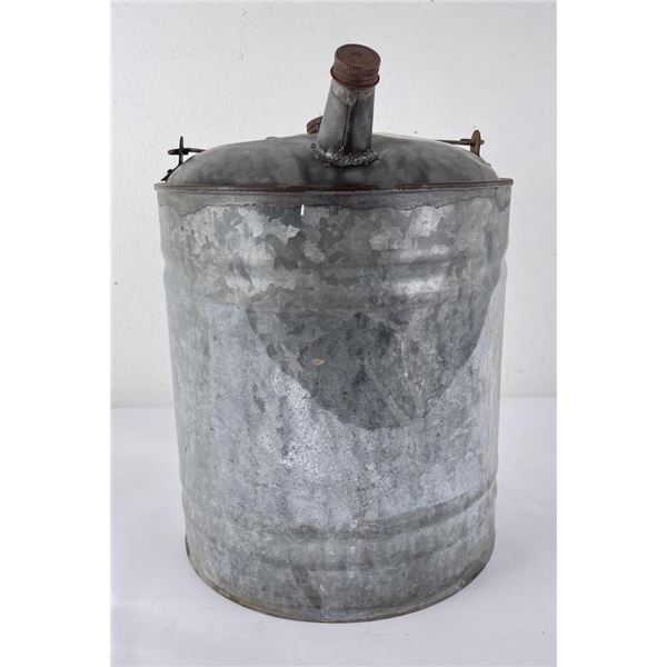 5 Gallon Galvanized Oil Can