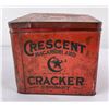 Image 2 : Crescent Macaroni and Cracker Tin Can