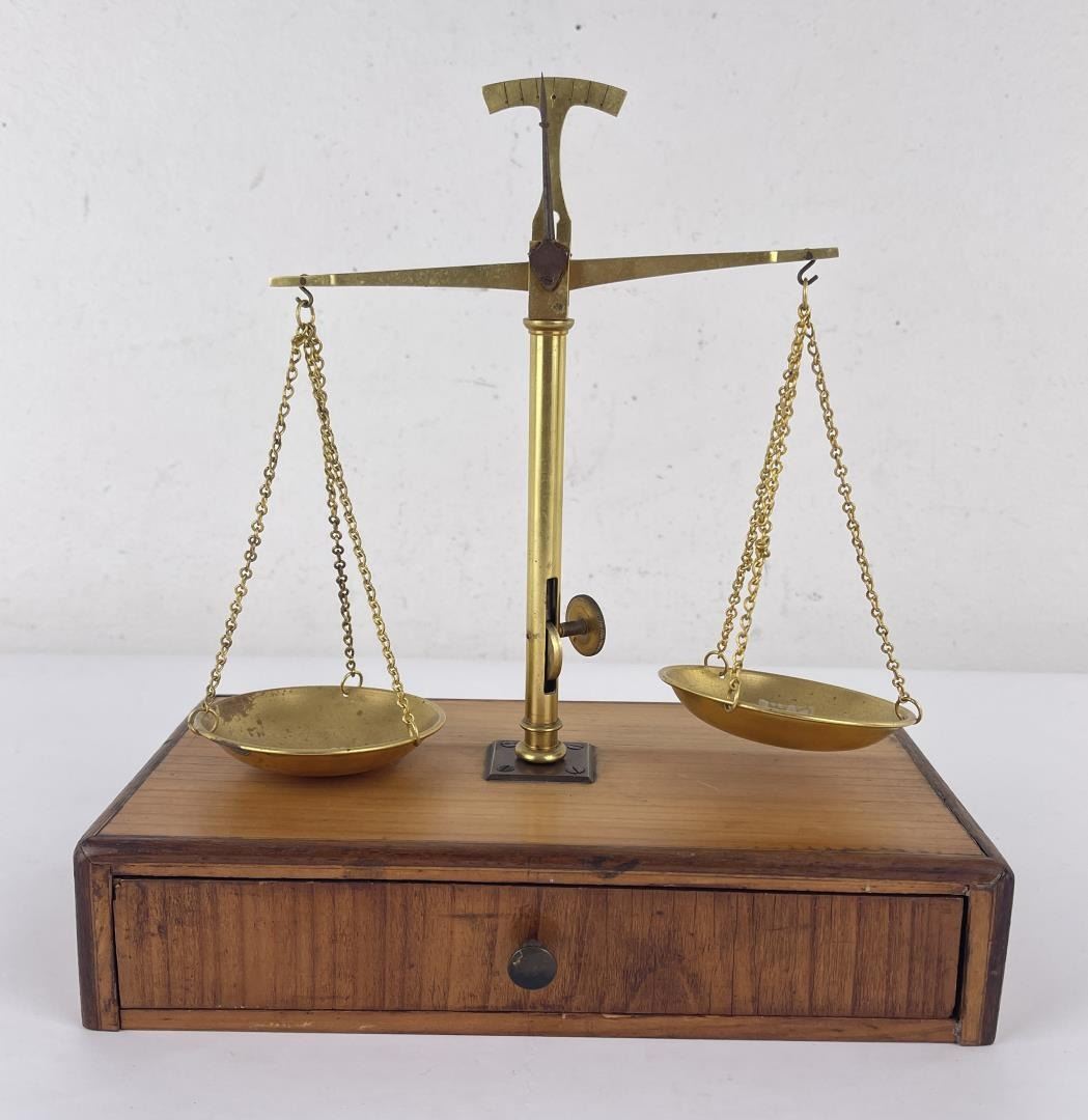 Antique Collapsible Gold Assayers Scale