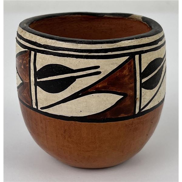 Pueblo Indian Pottery Pot Vase