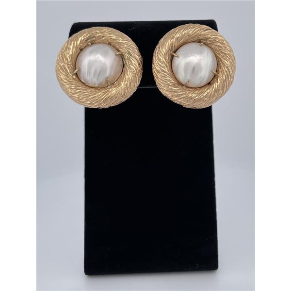 14k Gold Pearl Earrings