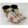 Image 1 : Plains Native American Indian Beaded Moccasins
