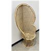 Image 2 : Mid Century Wicker Peacock Chair