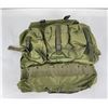 Image 2 : Vietnam War Field Pack Medium LC1 with Manual
