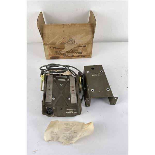 WW2 Signal Corps Radio Mounting Kit bc-728-a