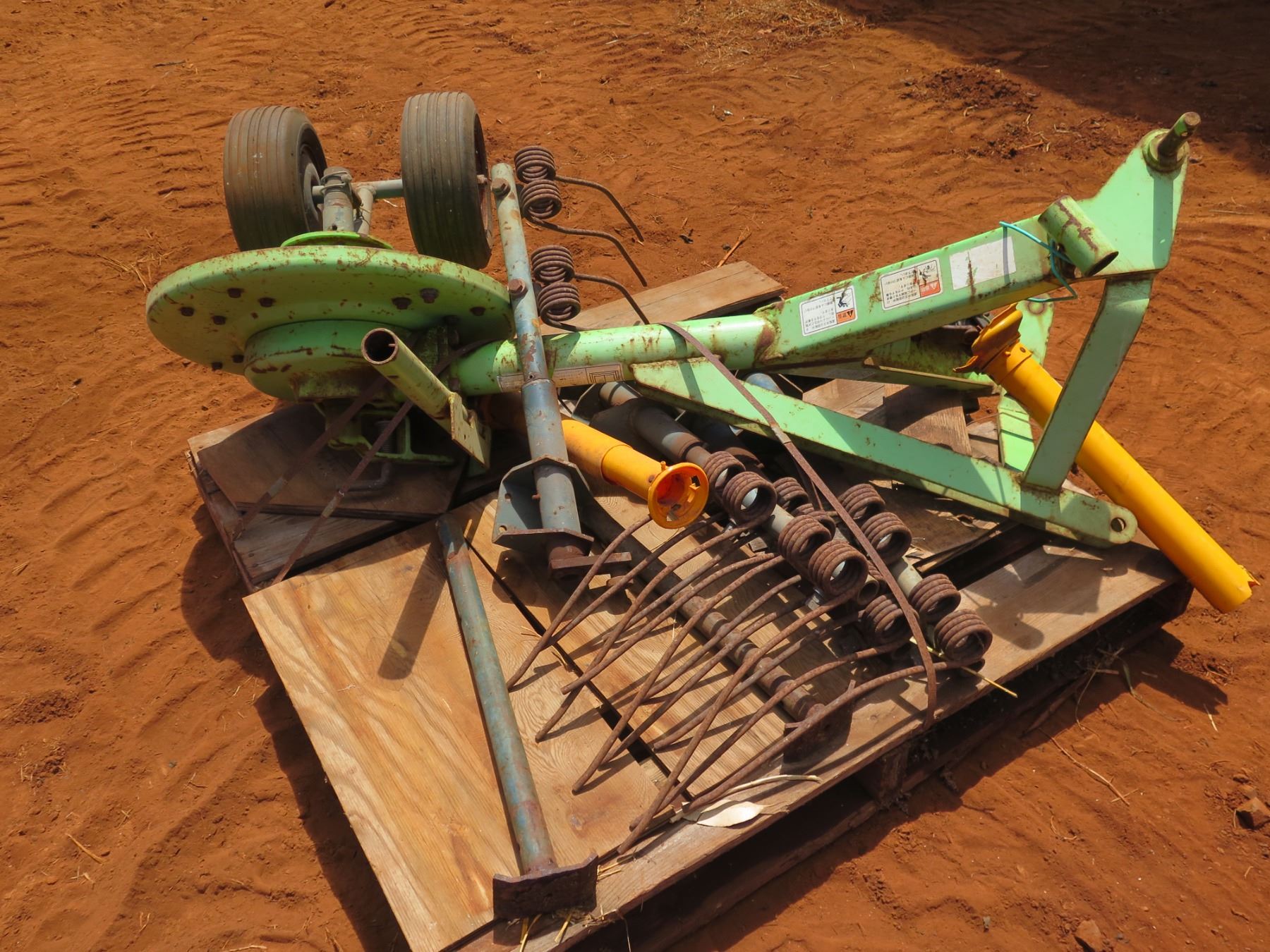 Star Hay Rake- Used For Windrowing Cut Hay