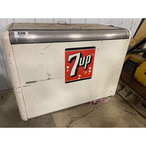 7-UP FLAT-TOP SODA COOLER