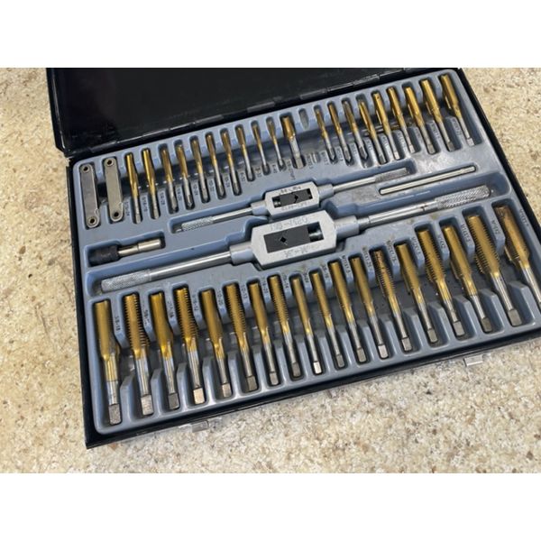 MAXIMUM TAP AND DIE SET - EG Auctions