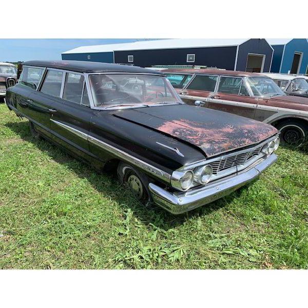 1964 FORD COUNTRY SEDAN WAGON