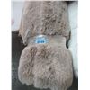 Image 1 : 4' x 6' Grey Fun Fur Area Carpet