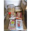 Image 1 : 18 Packages of Assorted New Christmas Cards