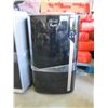 Image 1 : Black DeLonghi Pinguino Portable Air Conditioner