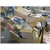 Image 1 : Skid of Assorted Amazon Overstock Goods