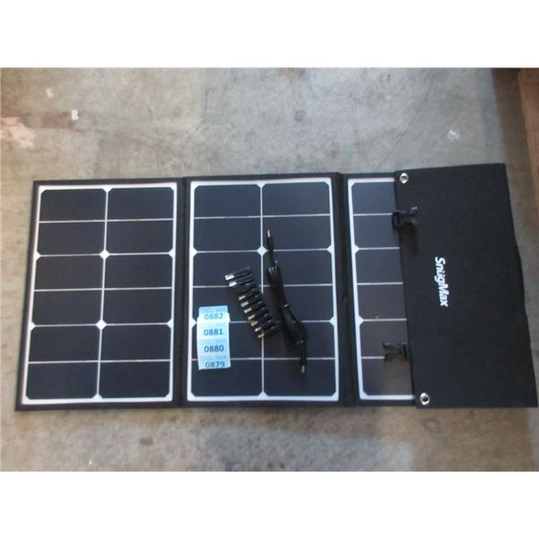 New Portable 3 Solar Panel Unit by Snugmax