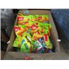 Image 1 : Box of 20+ Sour Gummies & Real Fruit Gummies