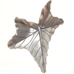 Handmade Sterling Silver Hilltribe Leaf Pendant (JEW-032)