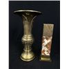 Image 8 : Vintage Quality Brass Vases w/ Asian Stamp and Décor Pieces