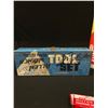 Image 2 : A Nice Vintage Lot of Tins, Shavers, Etc
