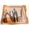 Image 1 : PLIERS CUTTERS SET