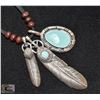 Image 1 : NEW FEATHERS NECKLACE WITH WOODEN BEADS