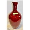 Image 1 : RED SHOWHOME VASE