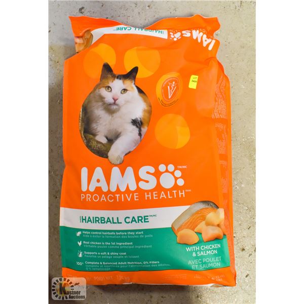 7.26KG BAG OF IAMS CAT FOOD *DAMAGED PACKAGING*