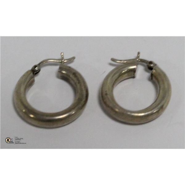 SILVER EARRINGS