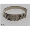Image 1 : SILVER RING