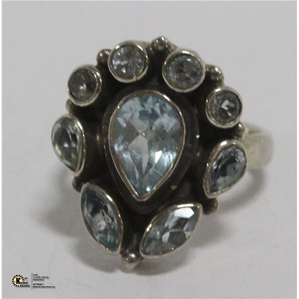 SILVER FLOWER CLUSTER RING