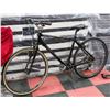 Image 1 : GIANT BICYCLE