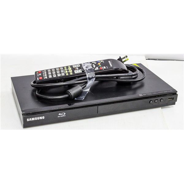 SAMSUNG DVD PLAYER WITH REMOTE + CORD