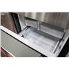 Image 3 : GE 30: 20.9 CU FT BOTTOM MOUNT FRIDGE WITH ICE