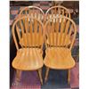 Image 1 : LOT OF 4 OAK ARROWBACK KITCHEN TABLE CHAIRS