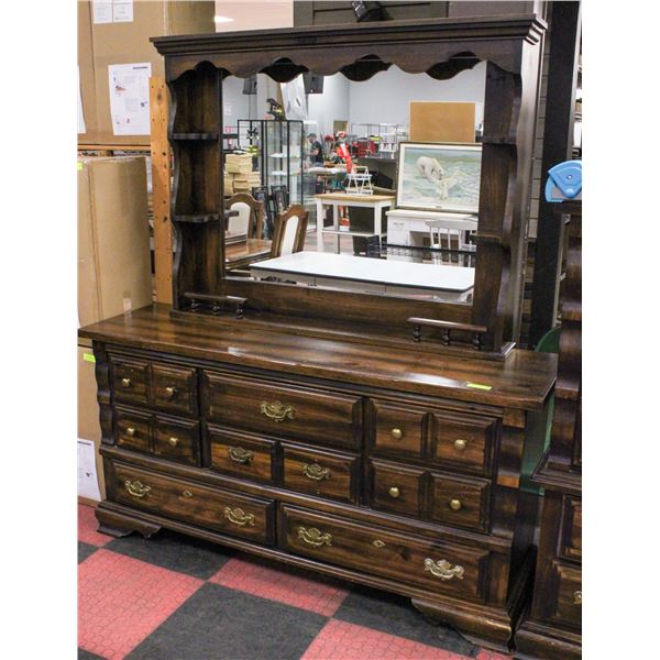 COUNTRY 8 DRAWER DRESSER W/HUTCH SHELF & MIRROR